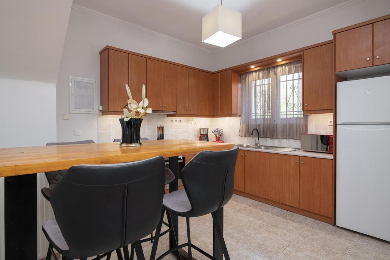 Ruvelis Villa Fiolítis エクステリア 写真