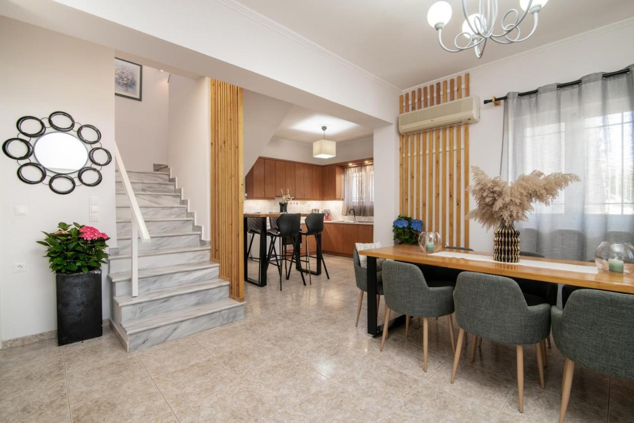 Ruvelis Villa Fiolítis エクステリア 写真