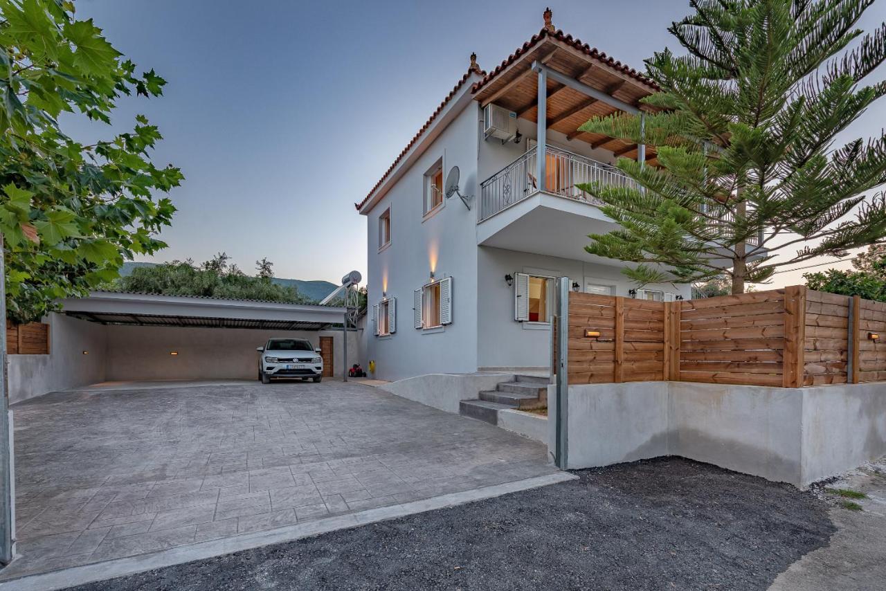 Ruvelis Villa Fiolítis エクステリア 写真